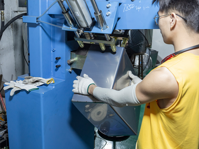 factory-3